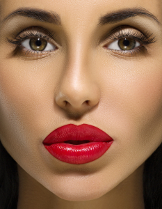 How to Make Your Eyelashes Grow